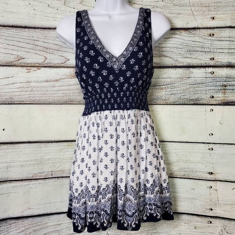 Aéropostale Women’s Boho Smocked Waist Sleeveless Dress Size S Navy Ivory